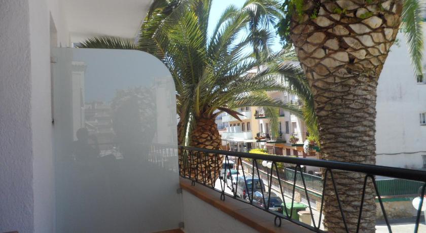 Hotel Canaima ตอสซาเดมาร์ ภายนอก รูปภาพ